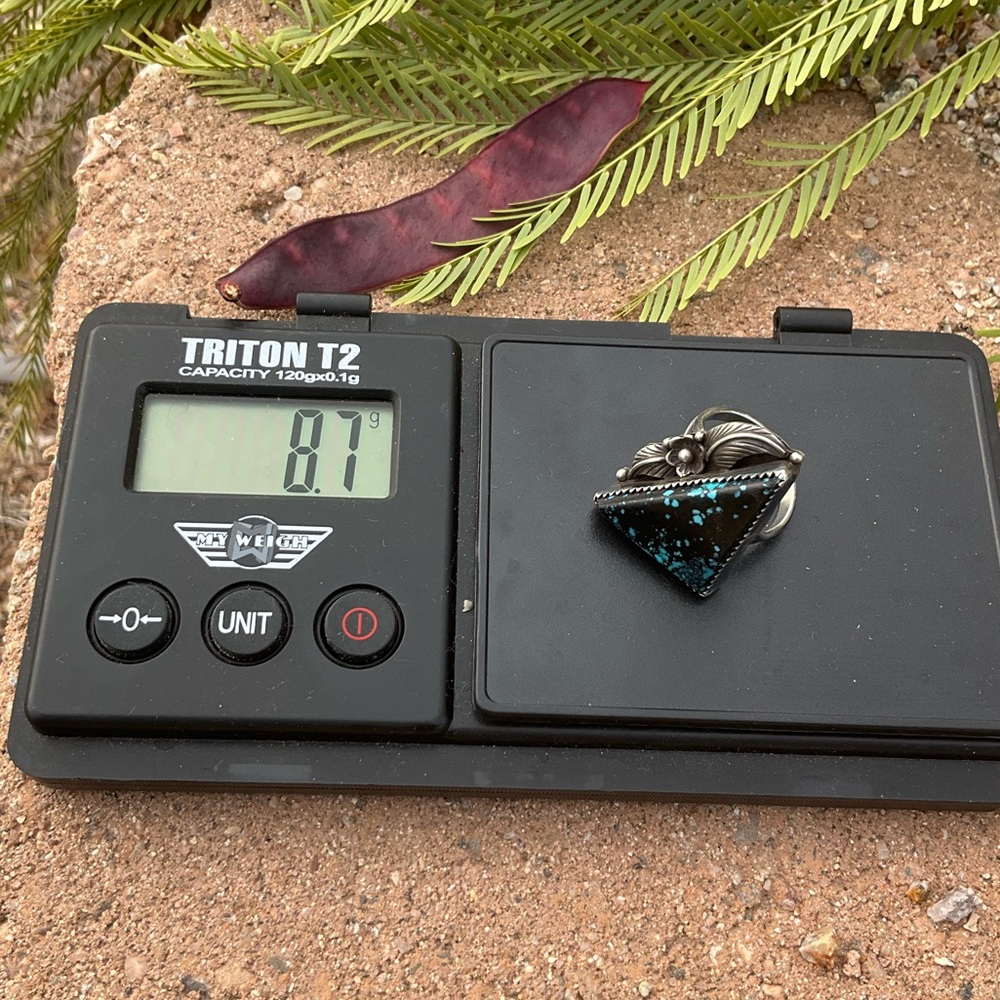 Native American Turquoise Triangle Ring - image 7
